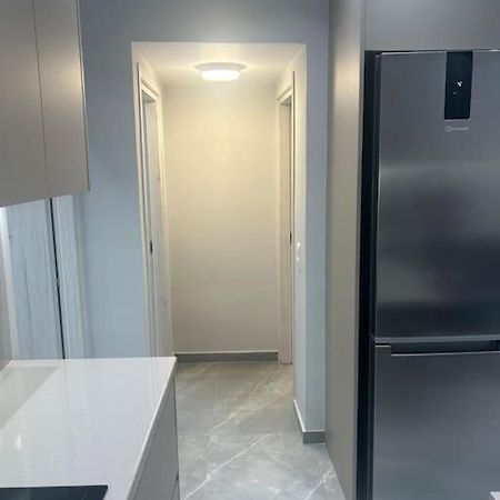 Luxury Apt 5Min To Metro Nikaia ピレウス エクステリア 写真