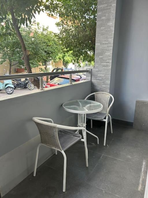 Luxury Apt 5Min To Metro Nikaia ピレウス エクステリア 写真